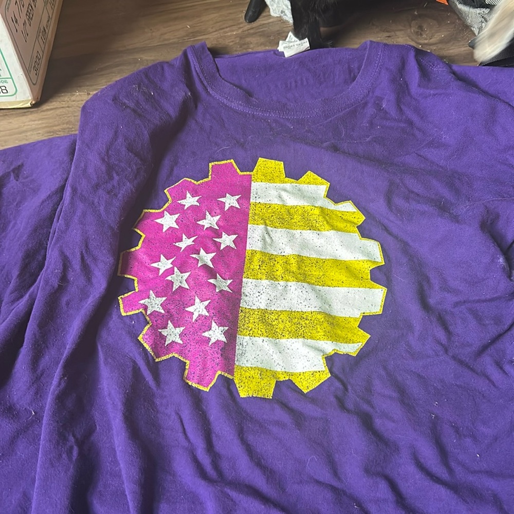 Worn a couple times, Just needs to be washed.